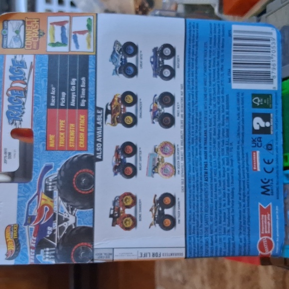 HOT WHEELS MONSTER JAM RACE ACE - Picture 2 of 2